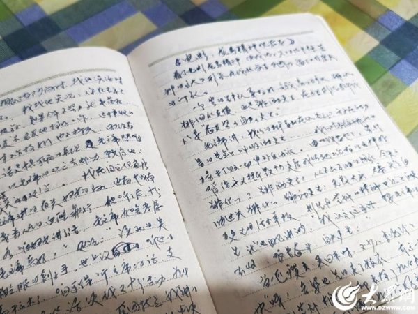 九游体育app娱乐”开封路社区80岁退休老党员杜尧忠回忆起我方的母亲-九游会体育 ag九游会登录j9入口 j9九游会登录入口首页