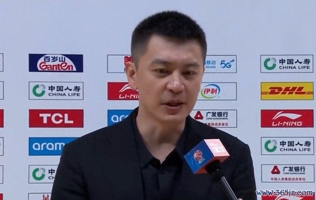 杨鸣：虽赢球但世界专注度不够